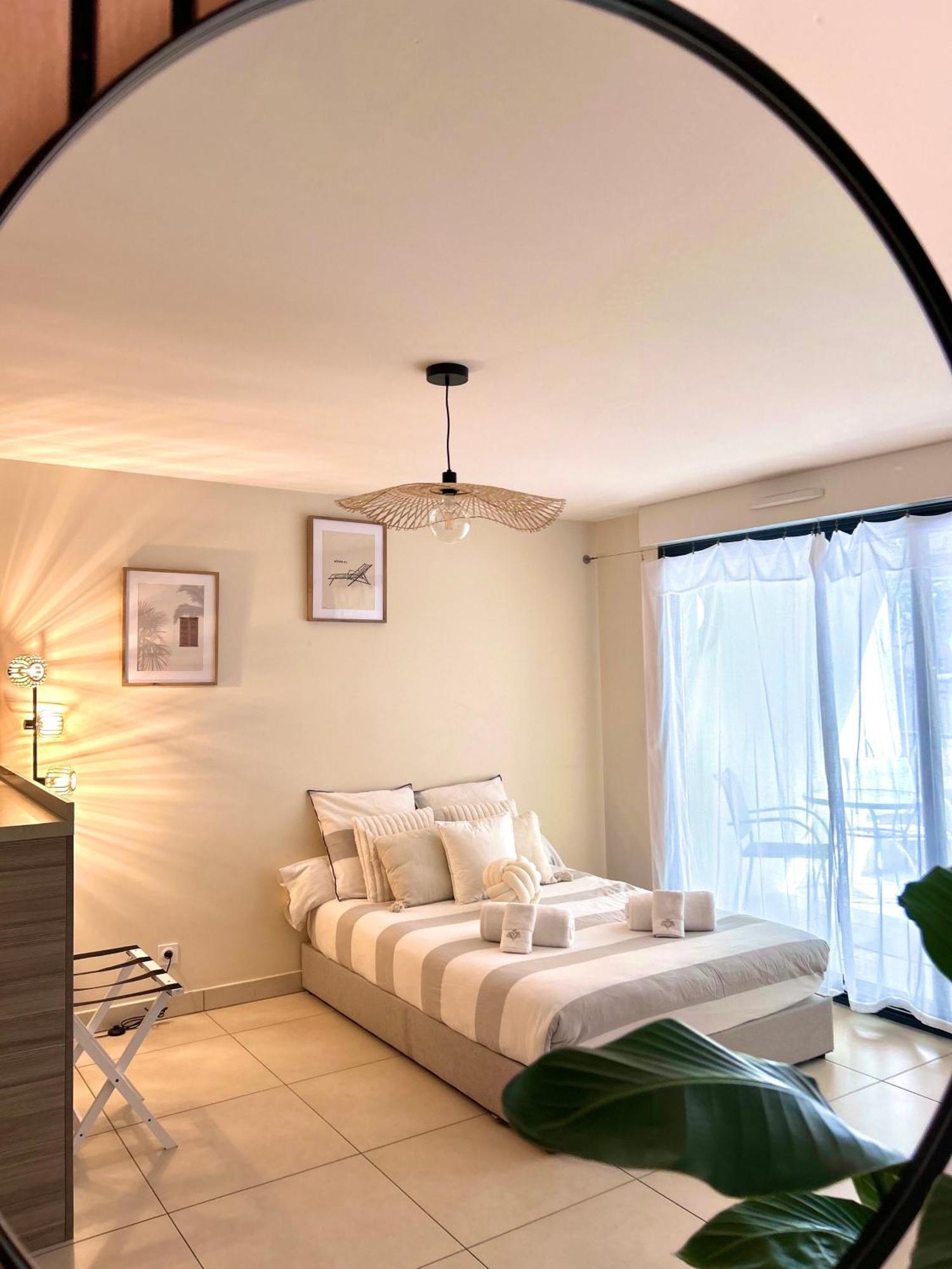 Studio Neuf - Portes De Monaco - Confort - Wifi - Clim エクステリア 写真
